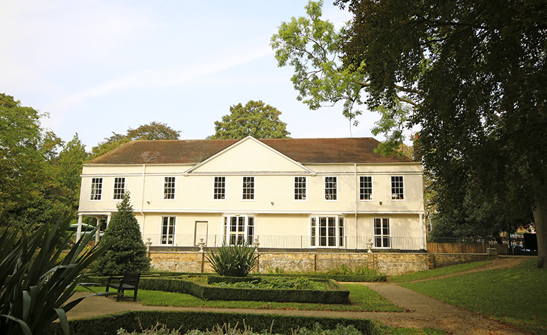 Lauderdale House	