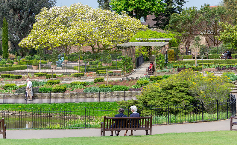 Golders Green Crematorium and Gardens	