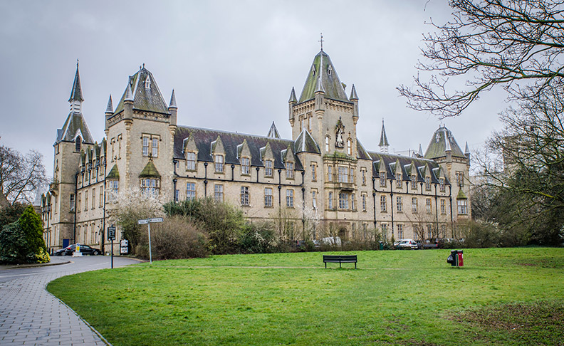 Royal Victoria Patriotic Building
