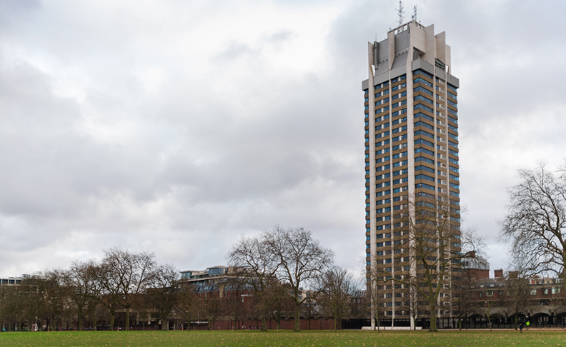 Knightsbridge Barracks