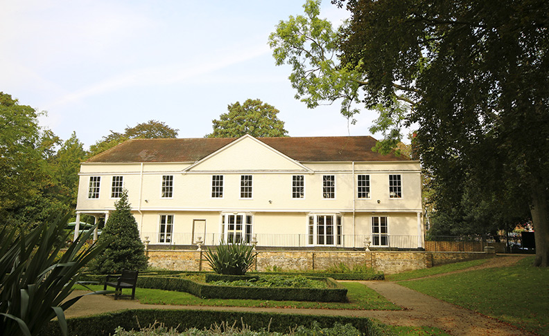 Lauderdale House